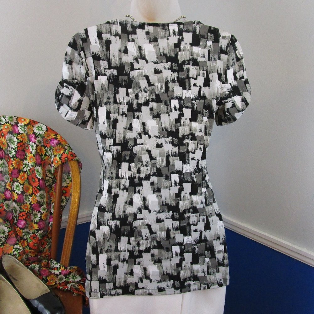 Worthington Flattering Knit Top - Picture 6 of 9